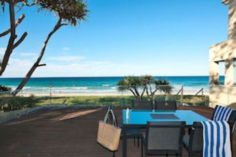 Hedges Avenue Beach House - Gold Coast 4U 0