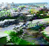 Darwin Executive Studio - Gold Coast 4U