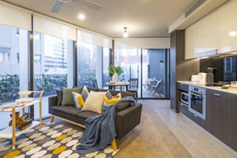 Homely Apartment At CBD Queen St - Accommodation Gold Coast 0