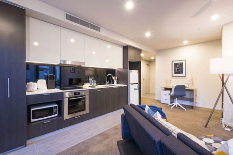 Homely Apartment At CBD Queen St - Accommodation Gold Coast 4