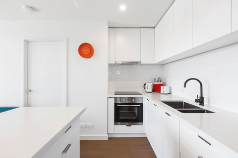 Ilixir Apartments By Ready Set Host - Accommodation Gold Coast 6