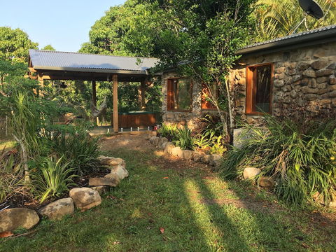Palm Grove Rainforest Retreat - Accommodation Gold Coast 0