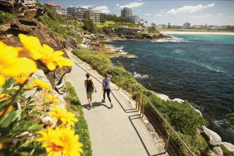 Quiet Spacious Apt With AIR CONDITIONING & Netflix - Accommodation Gold Coast 6