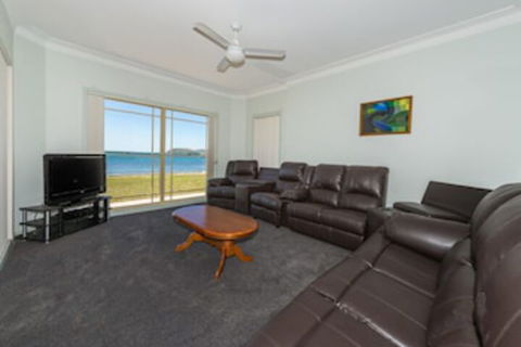 Cook St. 4 Salamander Bay - Accommodation Gold Coast 0