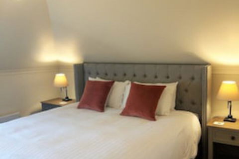 Lythgo's Row Colonial Cottages - Accommodation Gold Coast 0