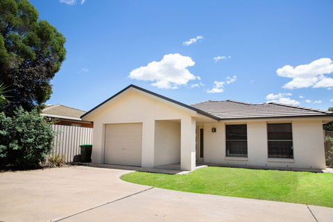 Lovely 3 Bed 2 Bath In The City Centre - Accommodation Gold Coast 6