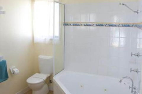 Tuross Lakeside Tourist Park - Gold Coast 4U 6