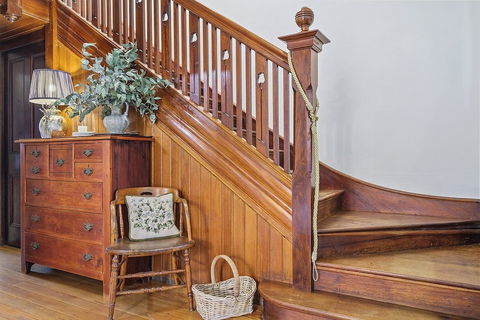 Cygnet Old Bank B & B Cafe & Gift Store - Accommodation Gold Coast 6