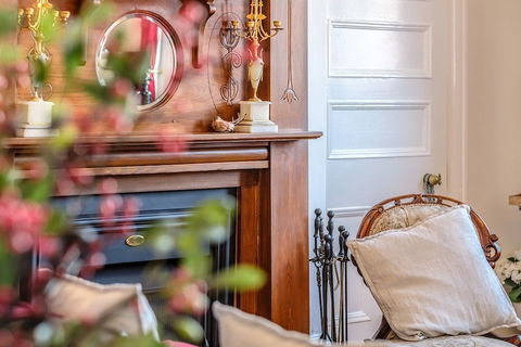 Cygnet Old Bank B & B Cafe & Gift Store - Accommodation Gold Coast 5
