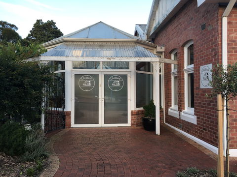 Cygnet Old Bank B & B Cafe & Gift Store - Accommodation Gold Coast 1