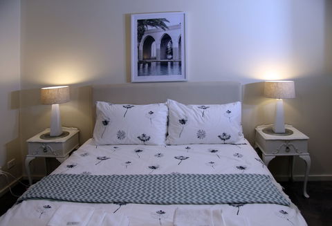 Adelaide City Apartment - 3BR, 2Bath & Carpark - Gold Coast 4U 4