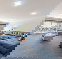 Thompson Avenue Apartments - 3 - Gold Coast 4U