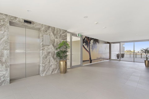 Direct Hotels - North Shore Kawana - Accommodation Gold Coast 4