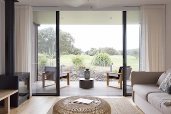 Bangalay Luxury Villas - 1 Gold Coast 3