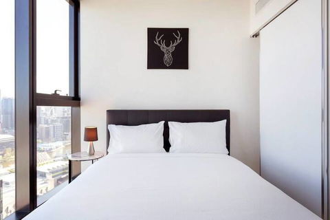 MYROOM At ShadowPlay - Accommodation Gold Coast 1