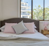 EJ Homes at The Entrance - Gold Coast 4U