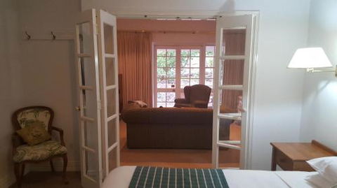 Two Sisters Chalets - Gold Coast 4U 5