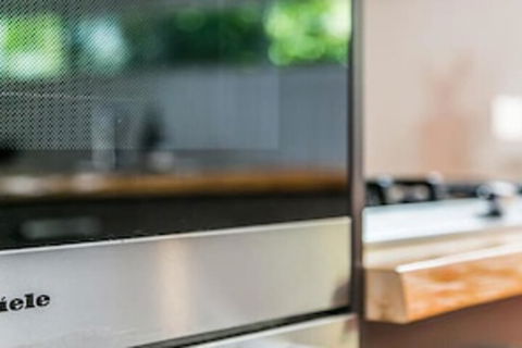 Red Bohemian - Accommodation Gold Coast 3