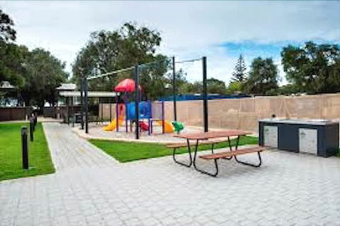 Beach Retreat - Gold Coast 4U 1