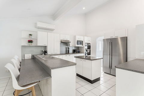 Randall Drive 64 - Accommodation Gold Coast 5