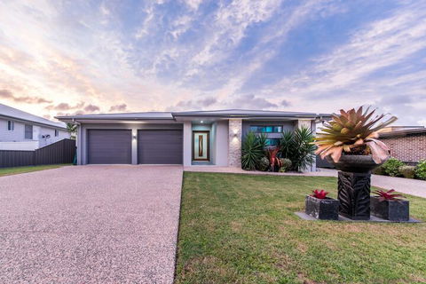 Whitsunday Sands - Cannon Valley - Accommodation Gold Coast 3
