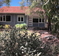 Barefoot Beach Cottage - Gold Coast 4U