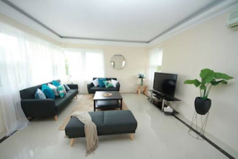 Baulkham Hills Beauty - Accommodation Gold Coast 0