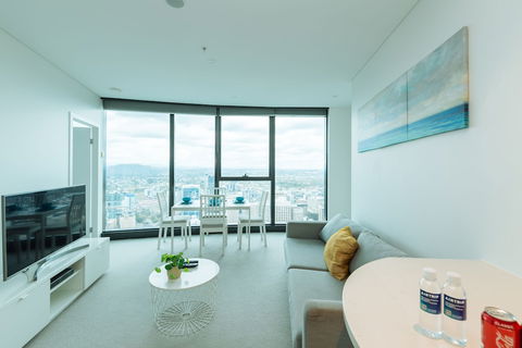 SoFun Apartment On Margaret St - Accommodation Gold Coast 2