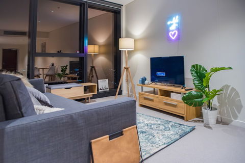 SoFun Apartment On Margaret St - Accommodation Gold Coast 5