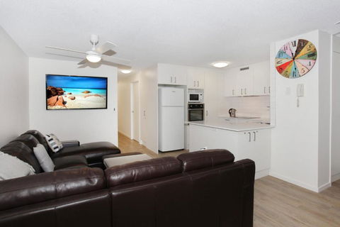 Unit 4 Coolum Cove Coolum Beach - Accommodation Gold Coast 1