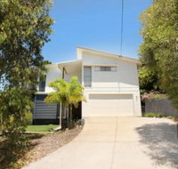 224 Centenary Heights Road Coolum Beach 500 Dollar Bond Linen Included - Accommodation Gold Coast