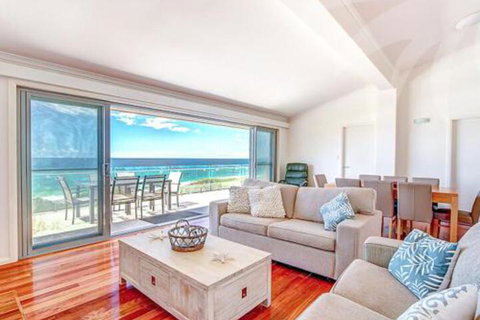 Blueys Bliss 1 - 1 Gold Coast 6