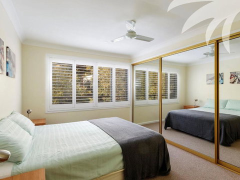 Palms House - 1 Gold Coast 5