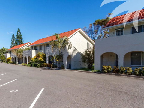 Surfsea Villa Manyana 32 - 1 Gold Coast 1