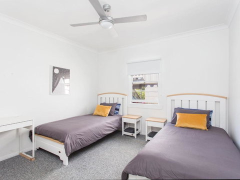 The Beach Shack - 1 Gold Coast 1