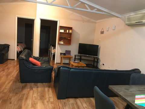 Sabai Accommodation - Accommodation Gold Coast 4