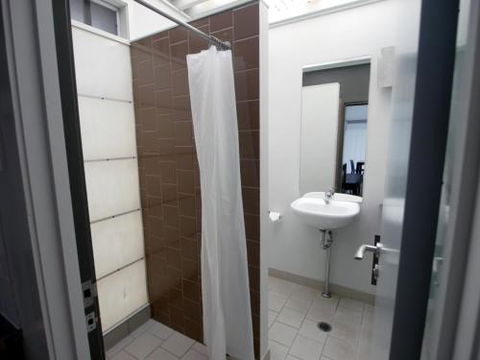 Beach Shack - Accommodation Gold Coast 6