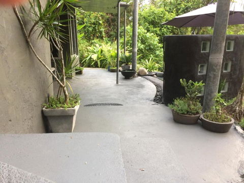 Earthship Daintree - Accommodation Gold Coast 2