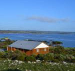 Pelican Lagoon Cabin - Gold Coast 4U