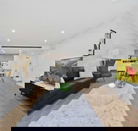 Ultra Modern Luxurious home in Tranquil Sydney - Accommodation Gold Coast