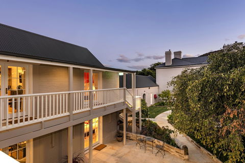 Prospect House Private Hotel - Accommodation Gold Coast 0