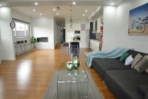 Newly Built And Spacious Home - Accommodation Gold Coast 0