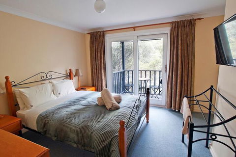 Three Bears 2 - Accommodation Gold Coast 3