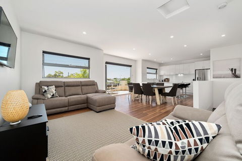 Rosewater Dromana - Gold Coast 4U 2