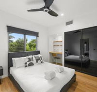 Due North Beach House - Gold Coast 4U