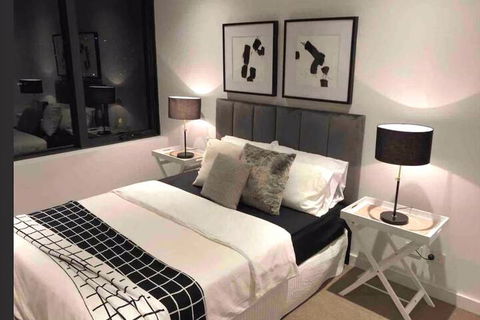 Brand New Lux Water View 3bd With Parking - Gold Coast 4U 5