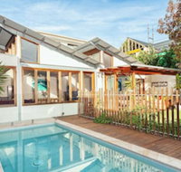 Sunny Family Beach House - Accommodation Gold Coast