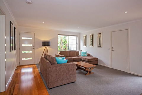 Bay Breeze Retreat - Gold Coast 4U 7