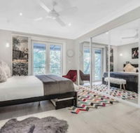 142 Wyndham - Accommodation Gold Coast