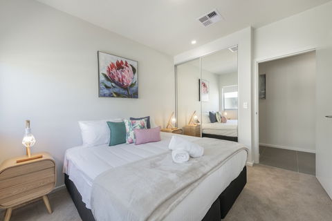 Astra Apartments Merewether - 1 Gold Coast 4